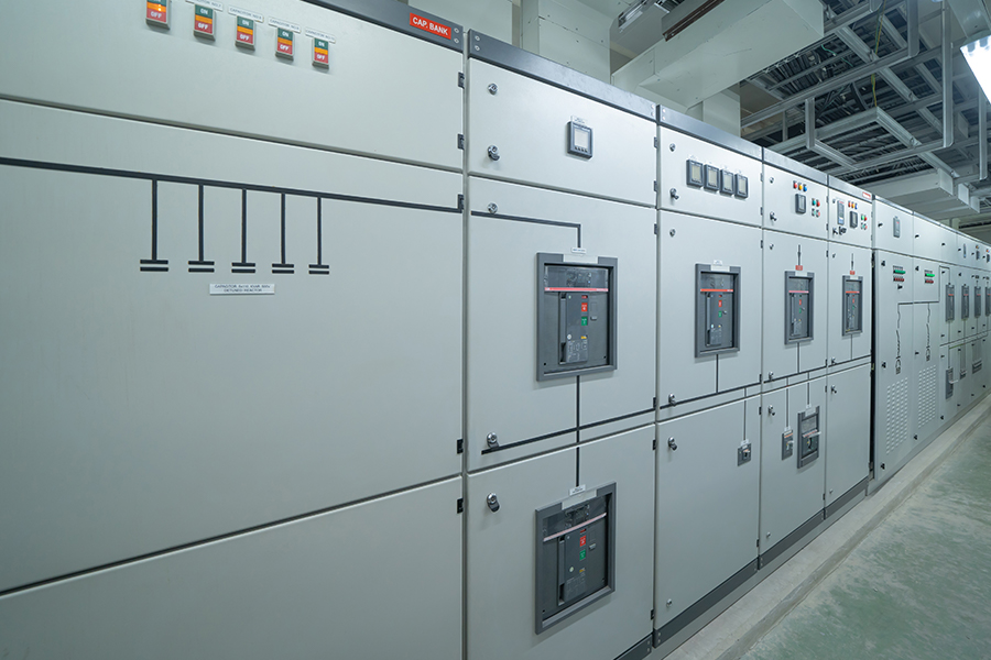 Thị trường tủ điều khiển điện áp cao và thấp sẽ vượt 150 tỷ nhân dân tệ vào năm 2025, được thúc đẩy bởi công nghệ thông minh và năng lượng mới.